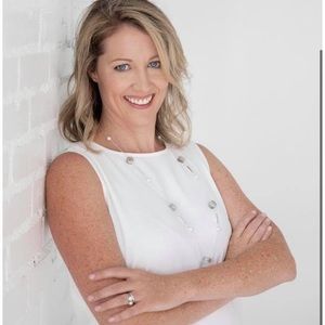 Meet your Posher, Lucy